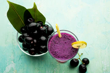 There are health benefits associated with jamun fruits