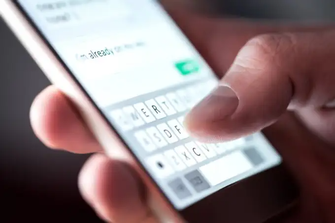 How Mass Texting Can Help Businesses Reach a Broad Audience