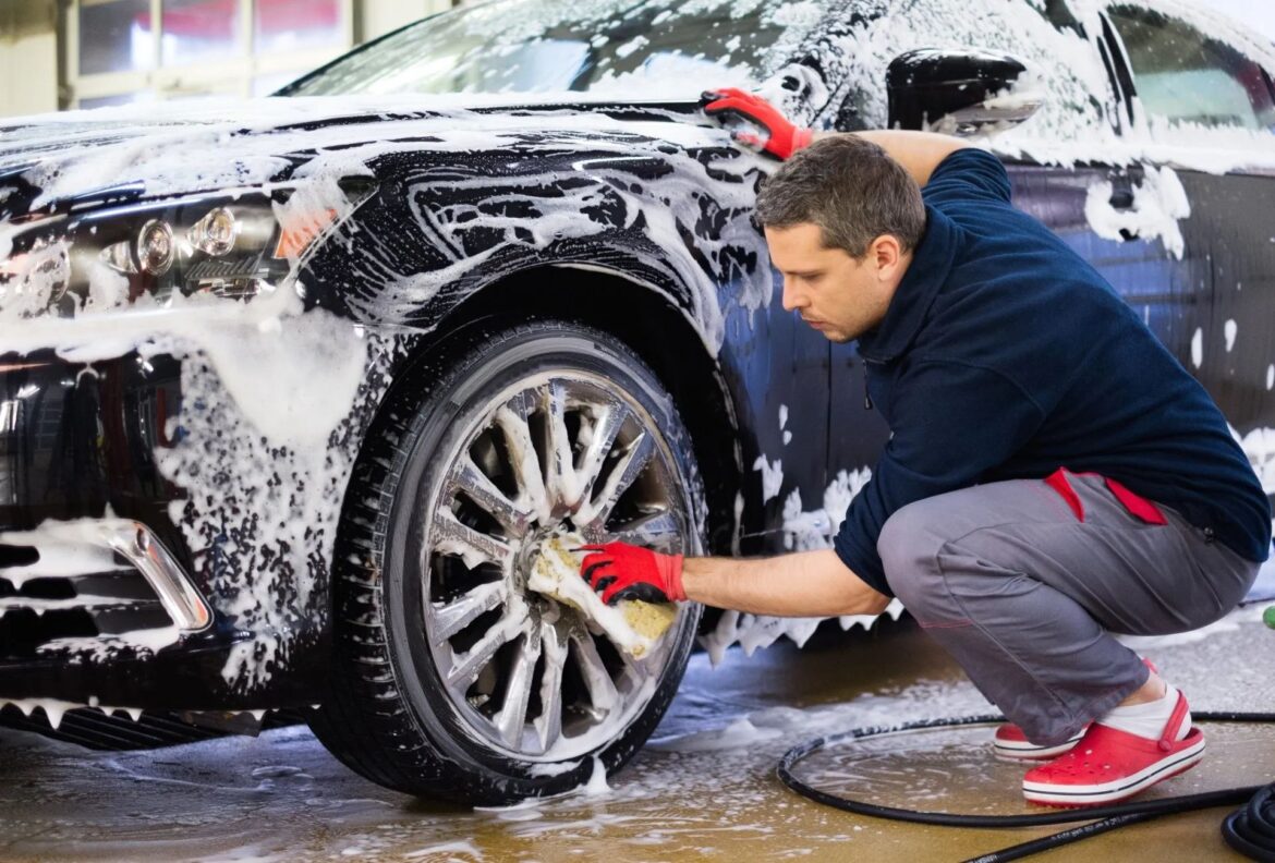 How to Choose the Best Cleaning Products for Cars and Automotive Shops in Closter