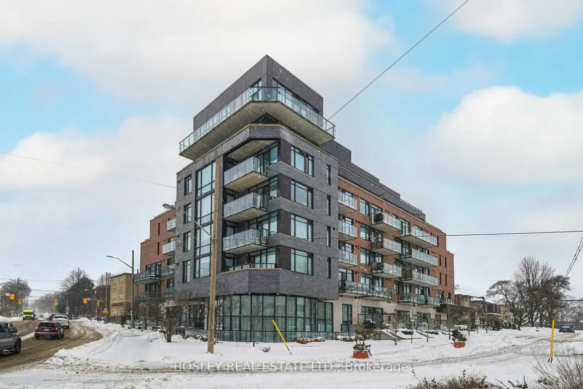 UpperHouse Showflat
